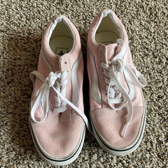 NWOT! Women’s pink and white classic vans - Picture 2 of 7